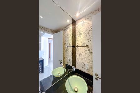 Apartamento para alugar com 113m², 3 quartos e 2 vagasLavabo