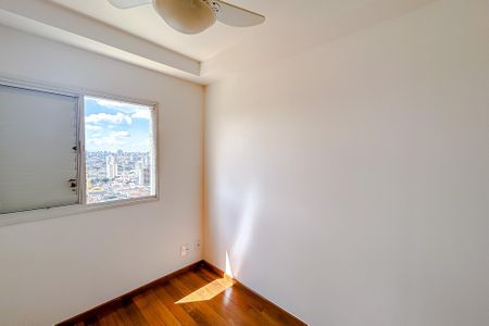 Apartamento para alugar com 113m², 3 quartos e 2 vagasQuarto 2