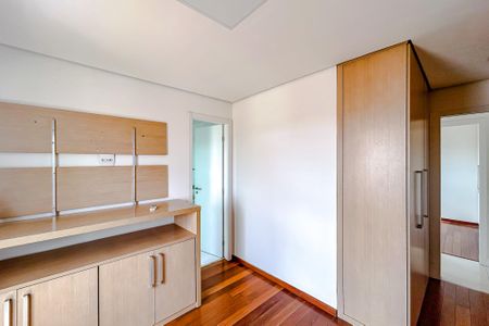 Apartamento para alugar com 113m², 3 quartos e 2 vagasSuíte