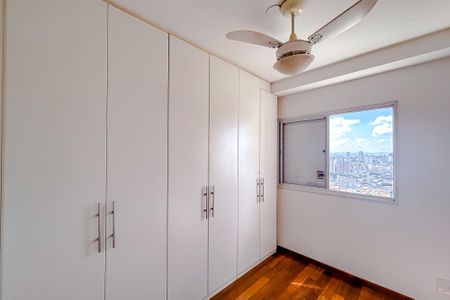 Apartamento para alugar com 113m², 3 quartos e 2 vagasQuarto 2
