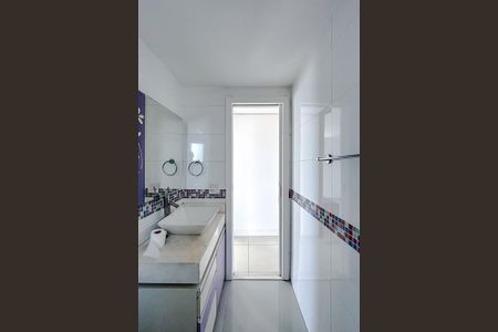 Apartamento para alugar com 113m², 3 quartos e 2 vagasBanheiro social