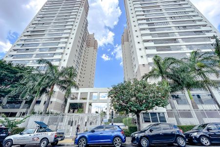 Apartamento para alugar com 113m², 3 quartos e 2 vagasFachada