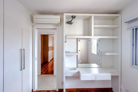 Apartamento para alugar com 113m², 3 quartos e 2 vagasQuarto 1 - Armários