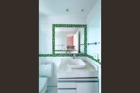 Apartamento para alugar com 113m², 3 quartos e 2 vagasBanheiro da Suíte