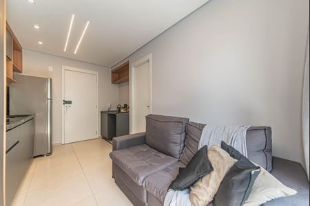 Sala - Cozinha Integrada de apartamento para alugar com 1 quarto, 27m² em Campo Belo, São Paulo