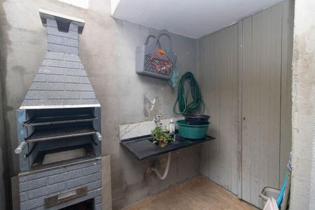 Casa à venda com 80m², 2 quartos e 1 vagaÁrea gourmet