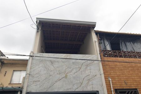 Casa à venda com 80m², 2 quartos e 1 vagaFachada