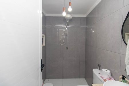 Casa à venda com 80m², 2 quartos e 1 vagaBanheiro Social