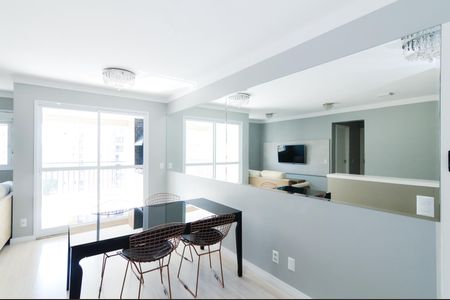 Sala de apartamento para alugar com 2 quartos, 75m² em Picanço, Guarulhos