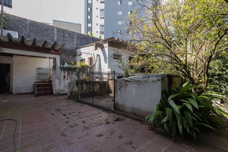 Casa para alugar com 454m², 3 quartos e 5 vagasQuintal