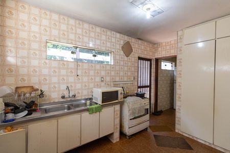 Casa para alugar com 454m², 3 quartos e 5 vagasCozinha