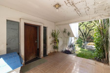 Casa para alugar com 454m², 3 quartos e 5 vagasQuintal