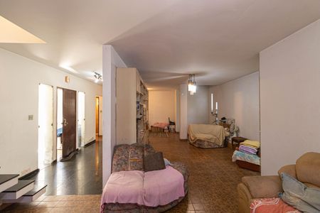 Casa para alugar com 454m², 3 quartos e 5 vagasSala