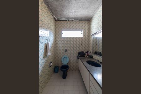 Casa para alugar com 454m², 3 quartos e 5 vagasBanheiro 1