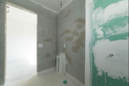 Apartamento à venda com 194m², 4 quartos e 3 vagasBanheiro da Suíte 2