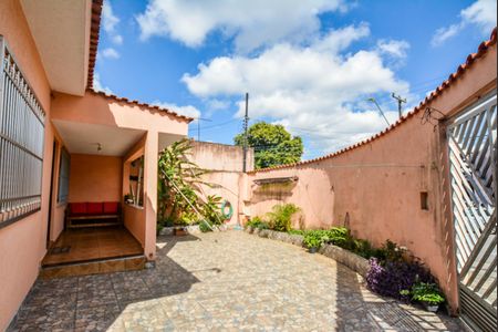 Casa à venda com 257m², 2 quartos e 4 vagasQuintal