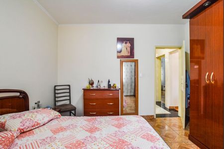 Casa à venda com 257m², 2 quartos e 4 vagasQuarto 1