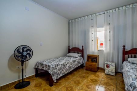 Casa à venda com 257m², 2 quartos e 4 vagasQuarto 2