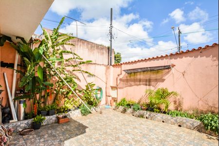 Casa à venda com 257m², 2 quartos e 4 vagasQuintal