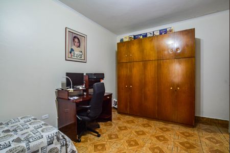 Quarto 2 de casa à venda com 2 quartos, 257m² em Parque Capuava, Santo André