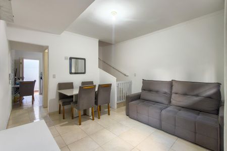 Sala de casa de condomínio para alugar com 2 quartos, 74m² em Sítio do Campo, Praia Grande