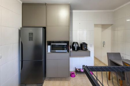 Casa de condomínio para alugar com 74m², 2 quartos e 2 vagas Casa de condomínio para alugar com 74m², 2 quartos e 2 vagasCozinha