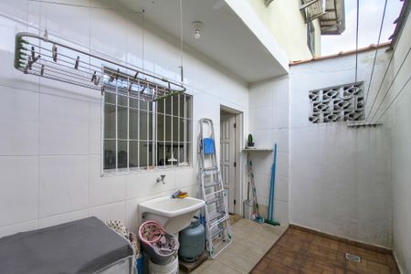 Casa de condomínio para alugar com 74m², 2 quartos e 2 vagas Casa de condomínio para alugar com 74m², 2 quartos e 2 vagasÁrea de Serviço