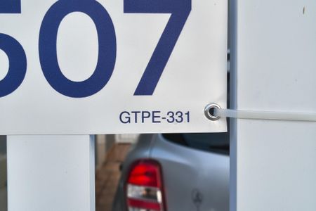 Casa de condomínio para alugar com 74m², 2 quartos e 2 vagas Casa de condomínio para alugar com 74m², 2 quartos e 2 vagasPlaca