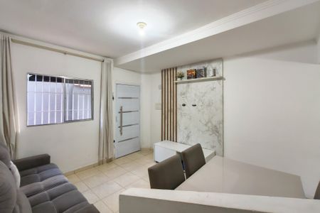 Sala de casa de condomínio para alugar com 2 quartos, 74m² em Sítio do Campo, Praia Grande