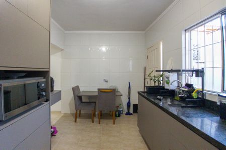 Casa de condomínio para alugar com 74m², 2 quartos e 2 vagas Casa de condomínio para alugar com 74m², 2 quartos e 2 vagasCozinha