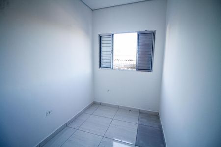 Casa para alugar com 2 quartos, 70m² em Jardim Melvi, Praia Grande