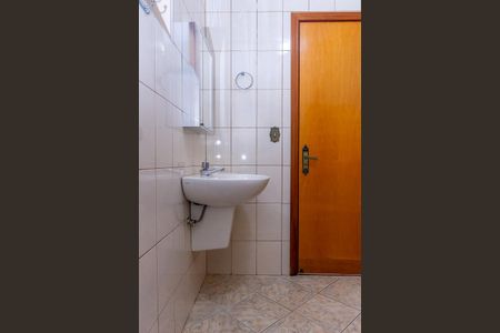 Casa para alugar com 600m², 3 quartos e 6 vagas Casa para alugar com 600m², 3 quartos e 6 vagasBanheiro Social 2