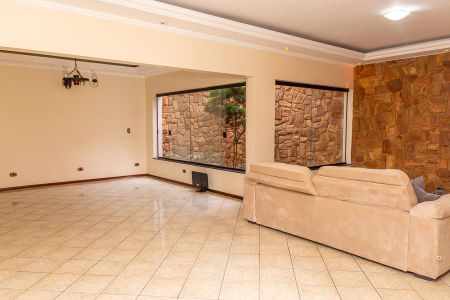 Sala de casa para alugar com 3 quartos, 600m² em Portal dos Nobres, Americana