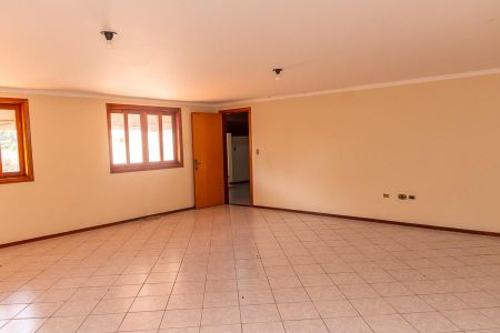 Casa para alugar com 600m², 3 quartos e 6 vagas Casa para alugar com 600m², 3 quartos e 6 vagasPiso superior- Comodo 1