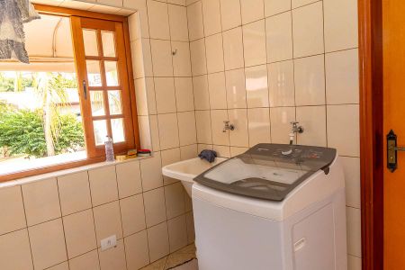 Casa para alugar com 600m², 3 quartos e 6 vagas Casa para alugar com 600m², 3 quartos e 6 vagasÁrea de Serviço