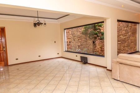 Sala de casa para alugar com 3 quartos, 600m² em Portal dos Nobres, Americana