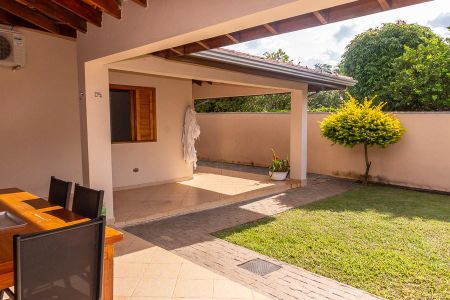 Casa para alugar com 600m², 3 quartos e 6 vagas Casa para alugar com 600m², 3 quartos e 6 vagasÁrea Comum-Varanda
