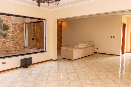 Sala de casa para alugar com 3 quartos, 600m² em Portal dos Nobres, Americana