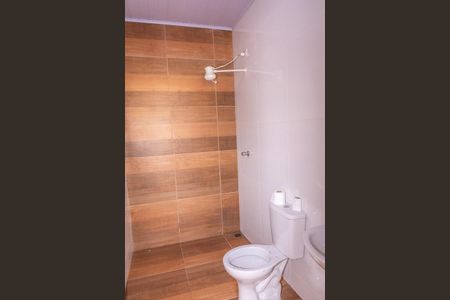 Casa para alugar com 600m², 3 quartos e 6 vagas Casa para alugar com 600m², 3 quartos e 6 vagasCasa auxiliar- Banheiro