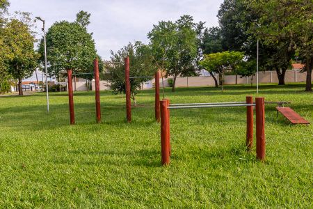 Casa para alugar com 600m², 3 quartos e 6 vagas Casa para alugar com 600m², 3 quartos e 6 vagasÁrea Comum do condomínio-Academia ao ar livre