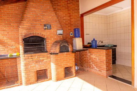 Casa para alugar com 600m², 3 quartos e 6 vagas Casa para alugar com 600m², 3 quartos e 6 vagasÁrea Comum-Espaço Gourmet