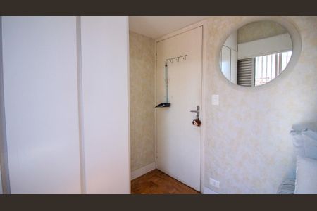 Casa à venda com 200m², 4 quartos e 2 vagas Casa à venda com 200m², 4 quartos e 2 vagasQuarto 2