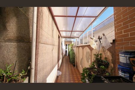 Casa à venda com 200m², 4 quartos e 2 vagas