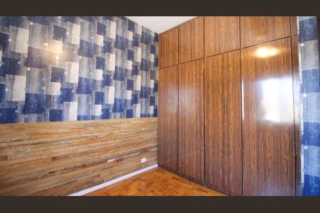 Casa à venda com 200m², 4 quartos e 2 vagas Casa à venda com 200m², 4 quartos e 2 vagasQuarto 1