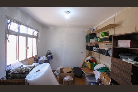 Casa à venda com 200m², 4 quartos e 2 vagas