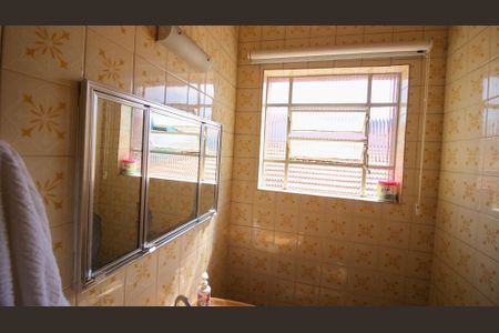 Casa à venda com 200m², 4 quartos e 2 vagas