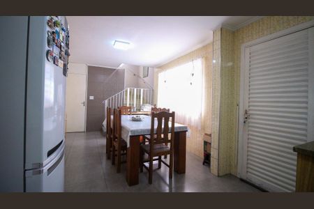 Casa à venda com 200m², 4 quartos e 2 vagas