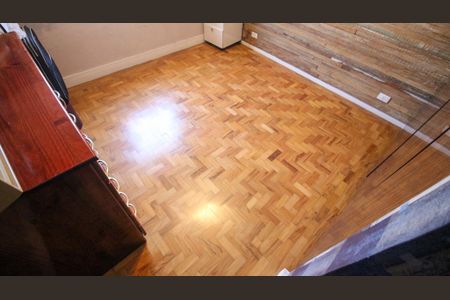 Casa à venda com 200m², 4 quartos e 2 vagas Casa à venda com 200m², 4 quartos e 2 vagasQuarto 1