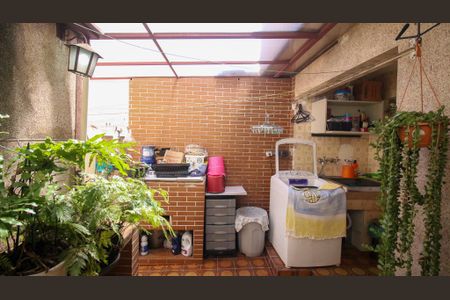 Casa à venda com 200m², 4 quartos e 2 vagas