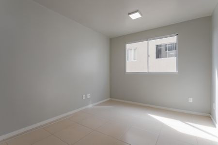 Sala de apartamento para alugar com 2 quartos, 43m² em Passo das Pedras, Porto Alegre